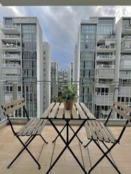 The Luxurie (D19), Condominium #579138731